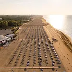 Centric In Bibione-beahost דירה ביביונה